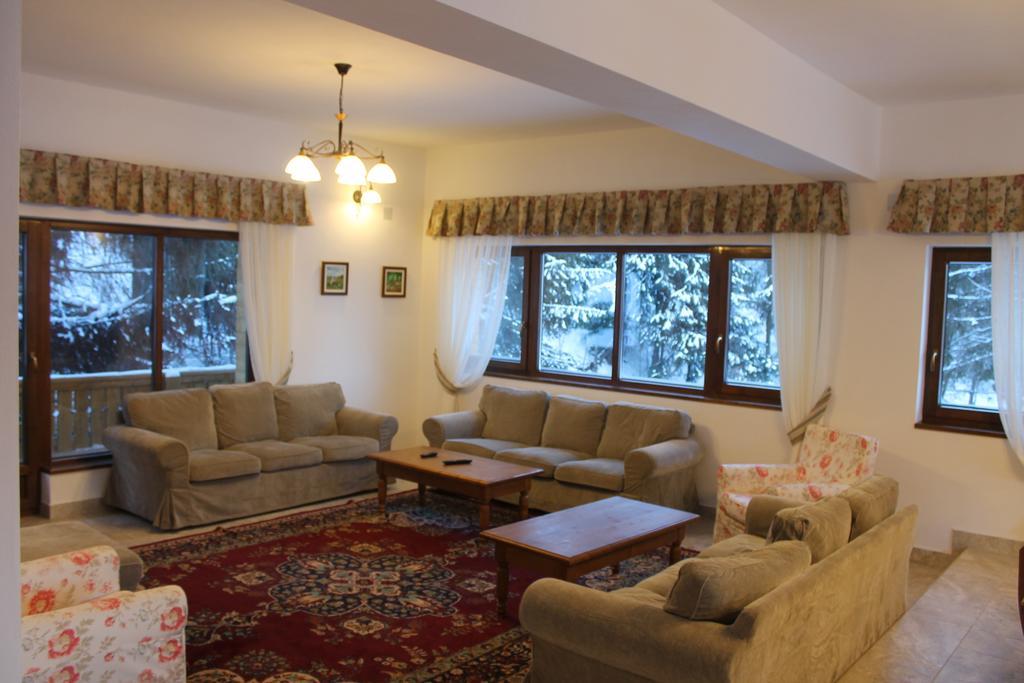 Arnica Montana Hotel Arieşeni Екстериор снимка