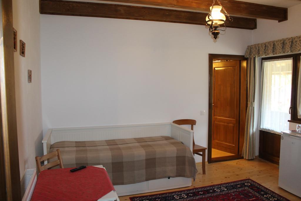 Arnica Montana Hotel Arieşeni Екстериор снимка